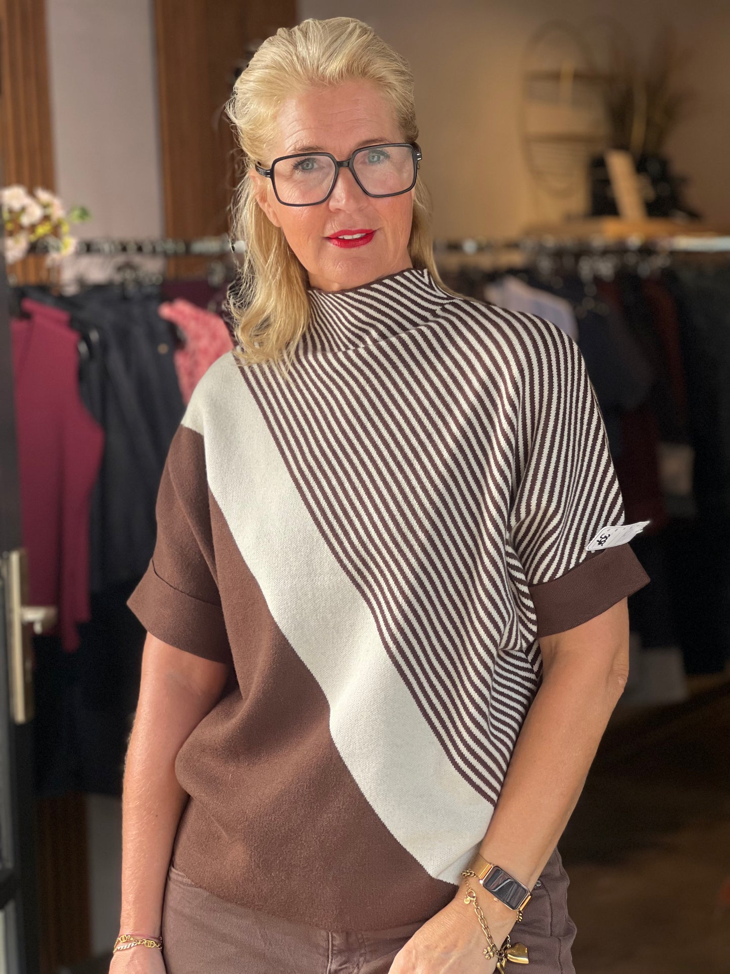Trui stripe/ Bruin