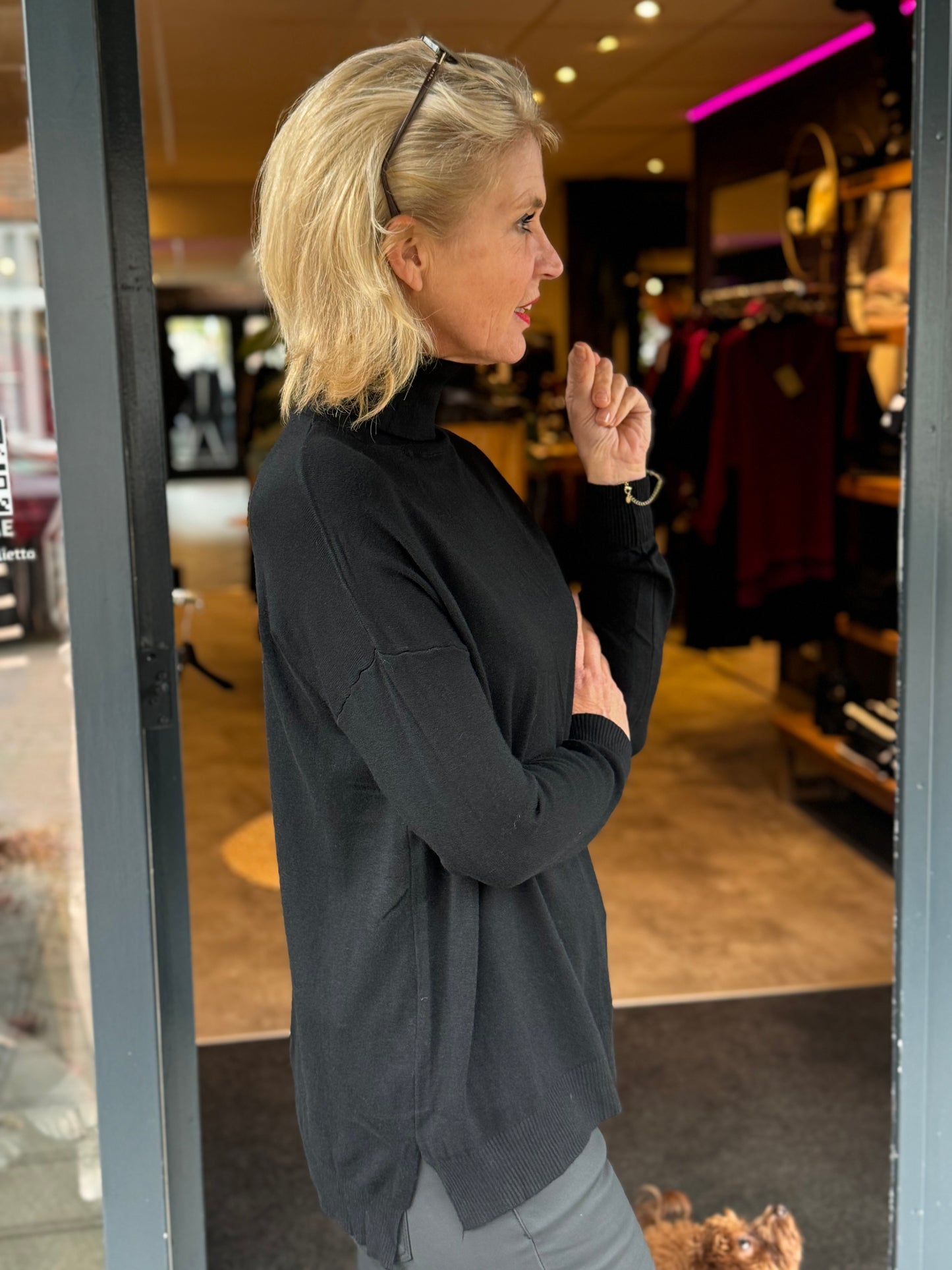 Col Basic | Black