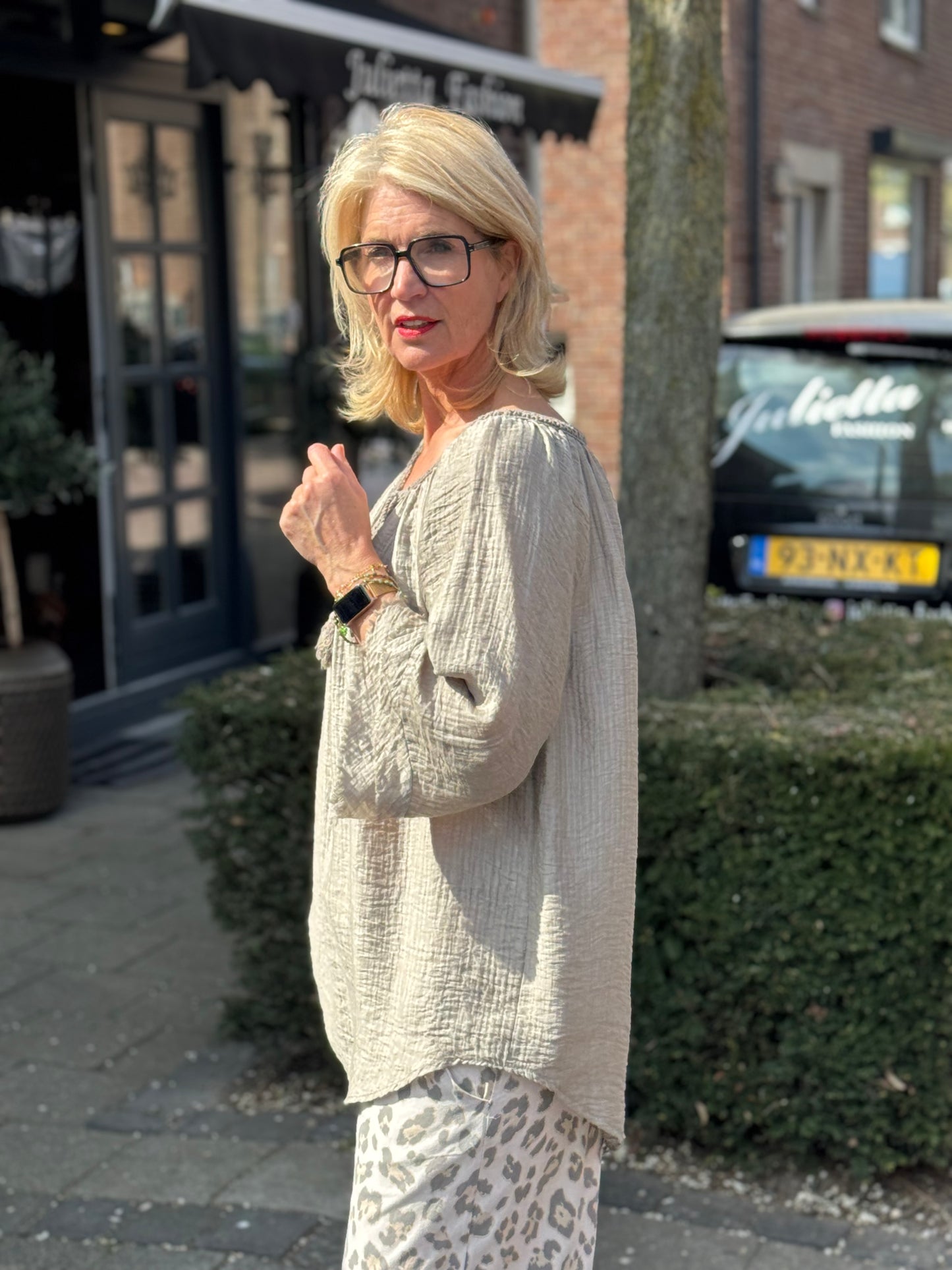 Blouse Sophie/ Taupe