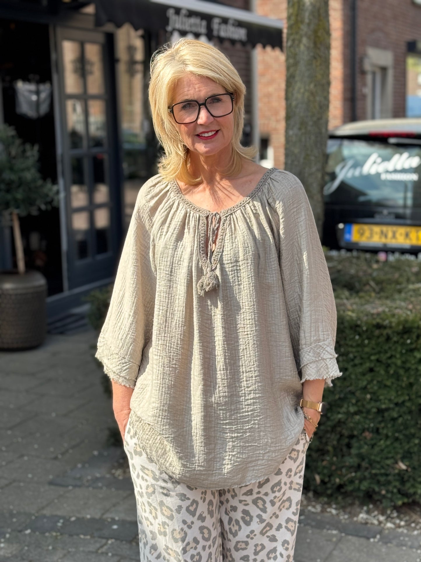 Blouse Sophie/ Taupe