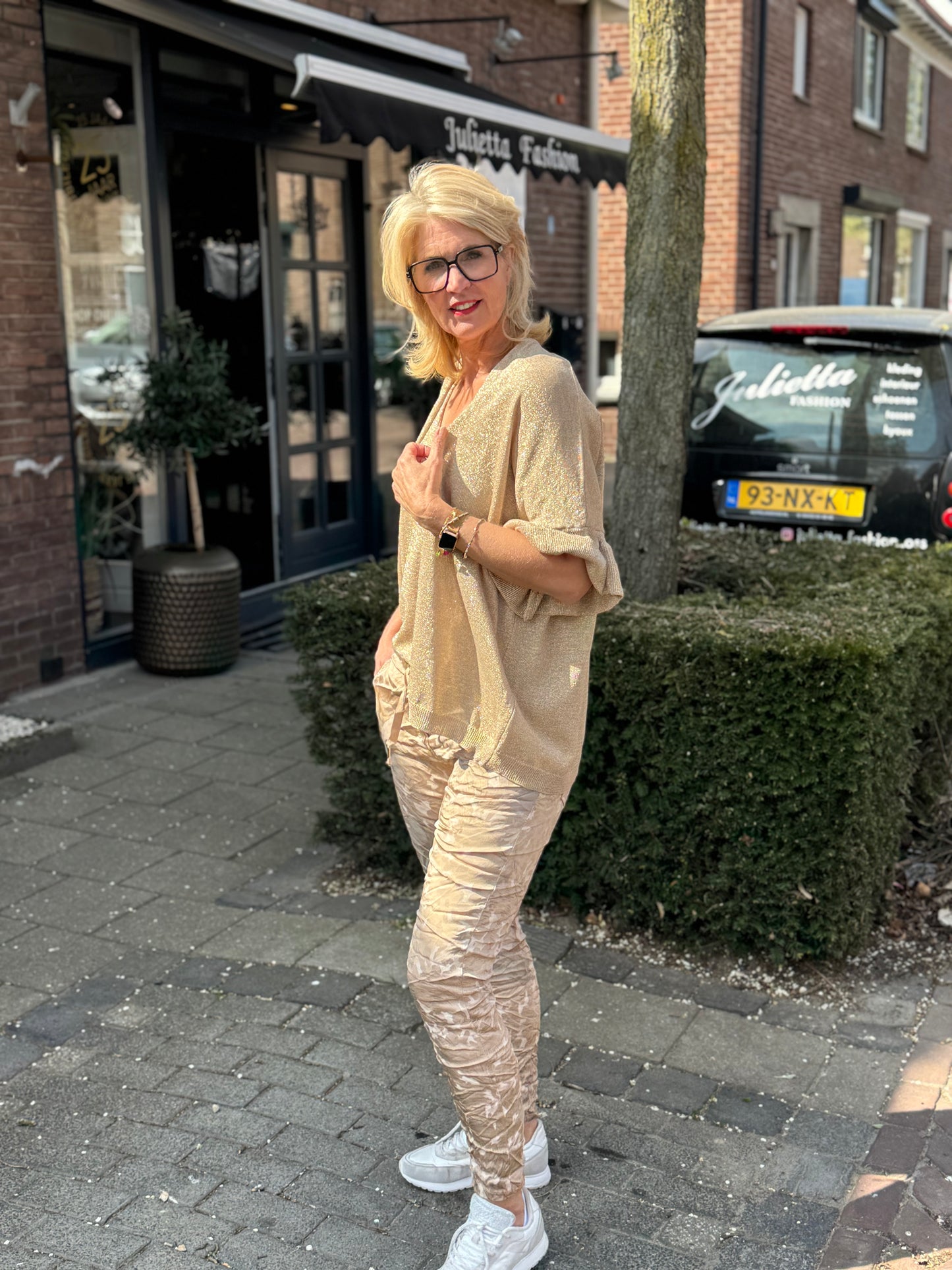Vestje Gold