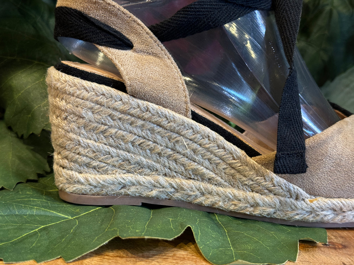 Sleehak | Black Beige