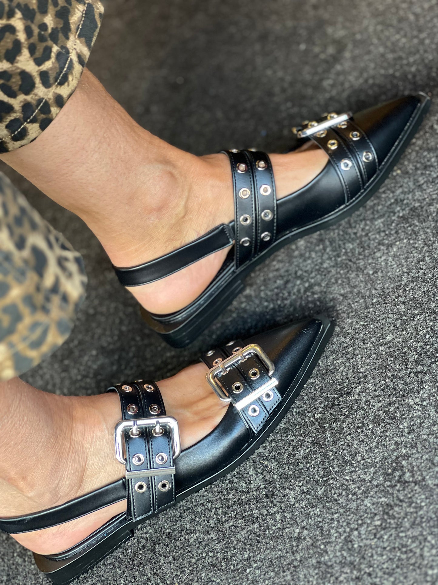 Slingbacks Black