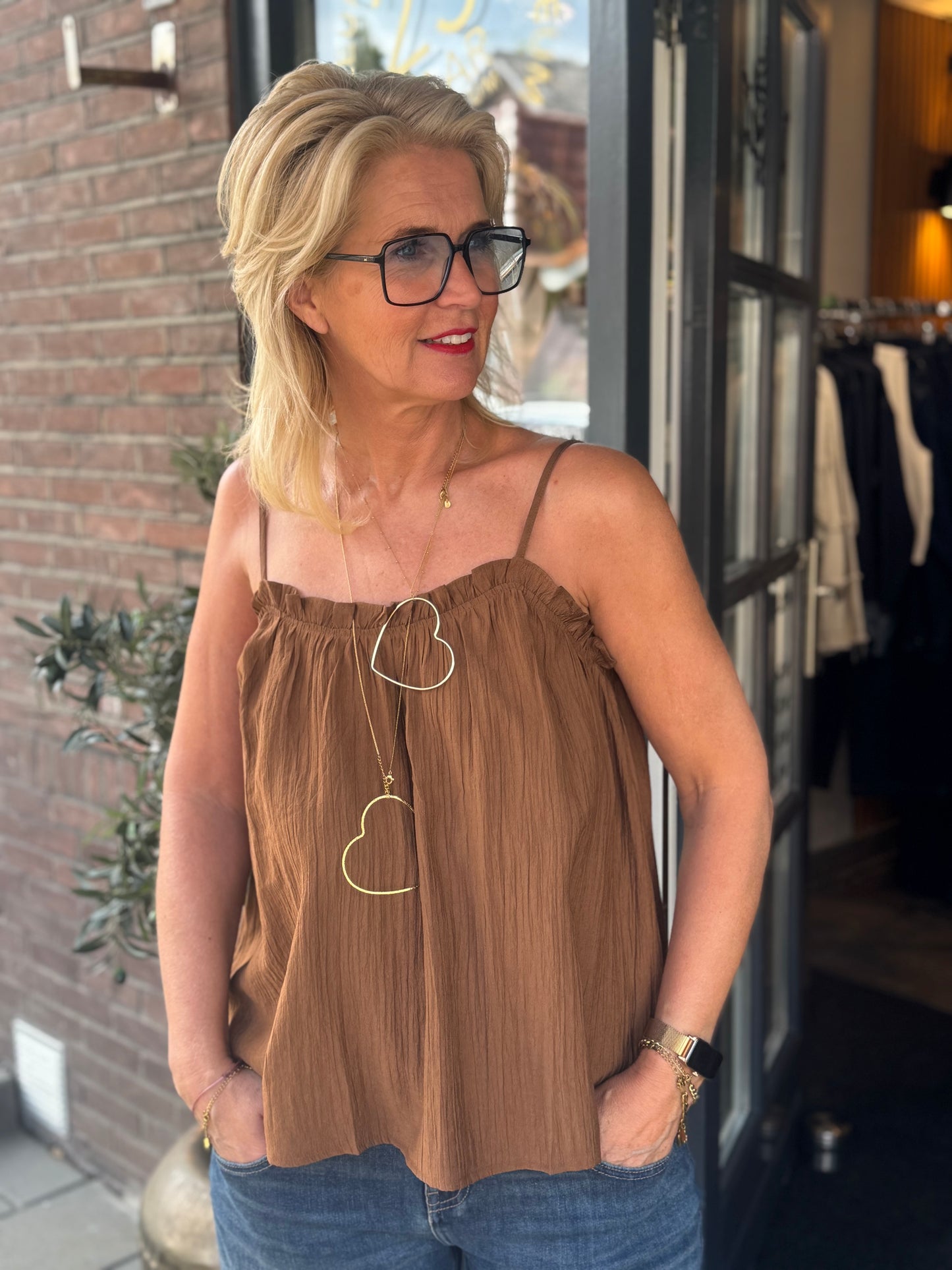 Top Cael/ Camel