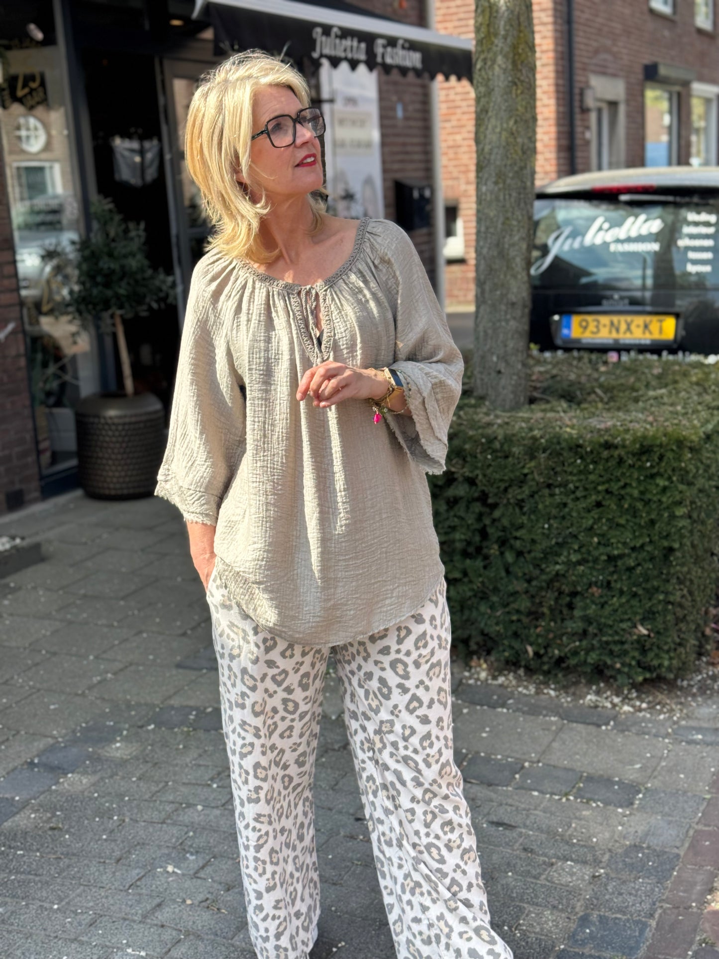 Blouse Sophie/ Taupe