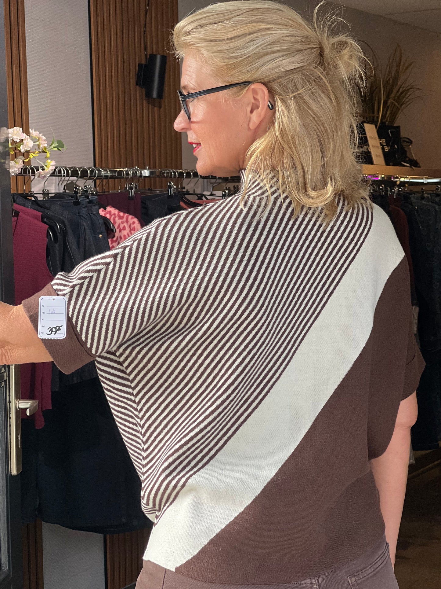 Trui stripe/ Bruin