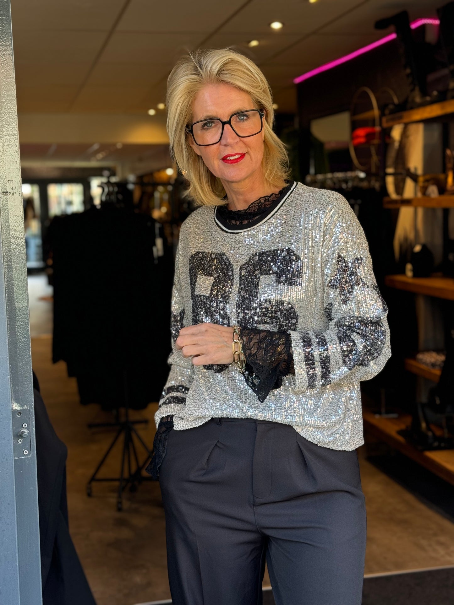 Top Kant Nora/ zwart