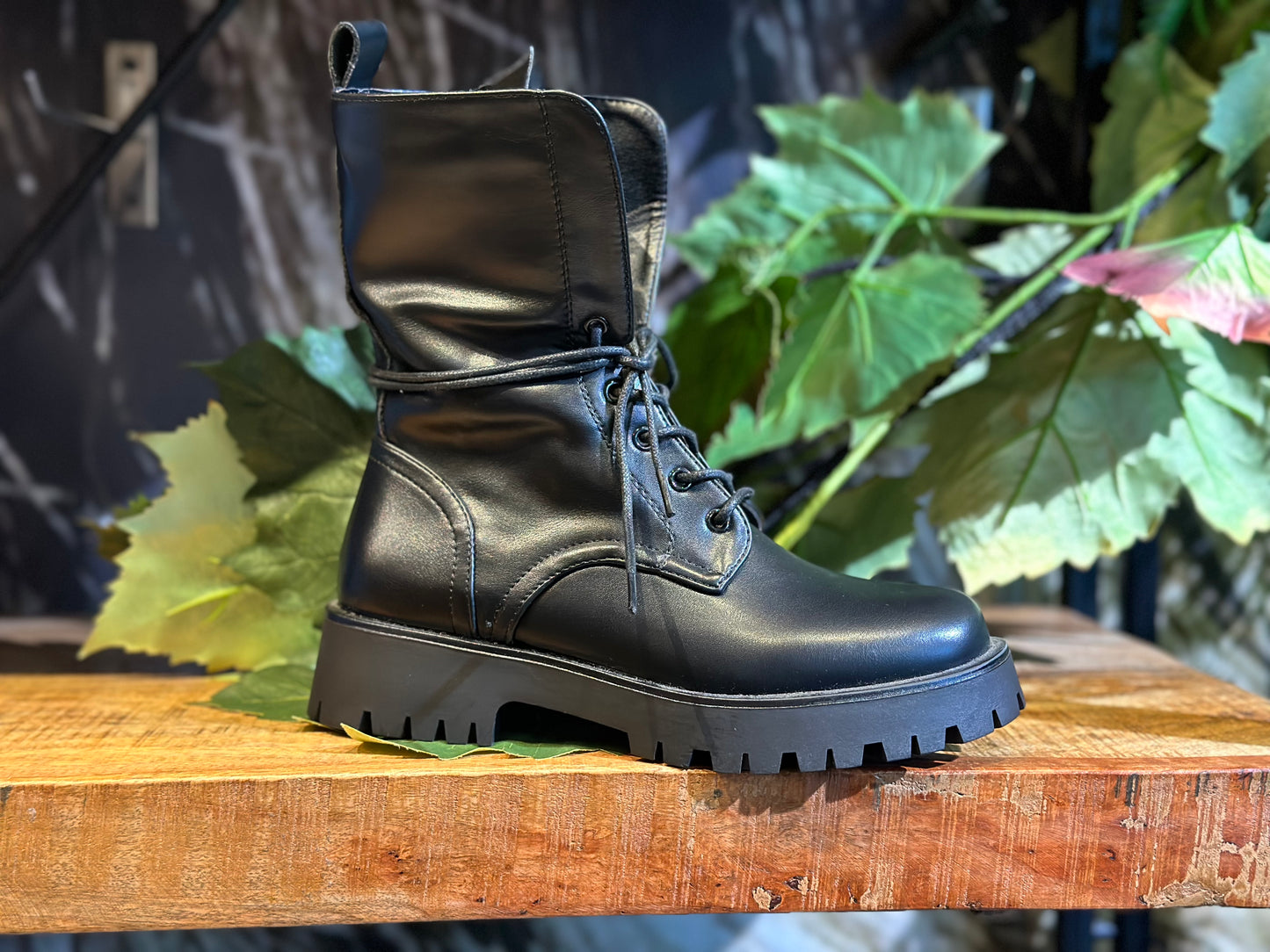 Dr Martens Boots | Black