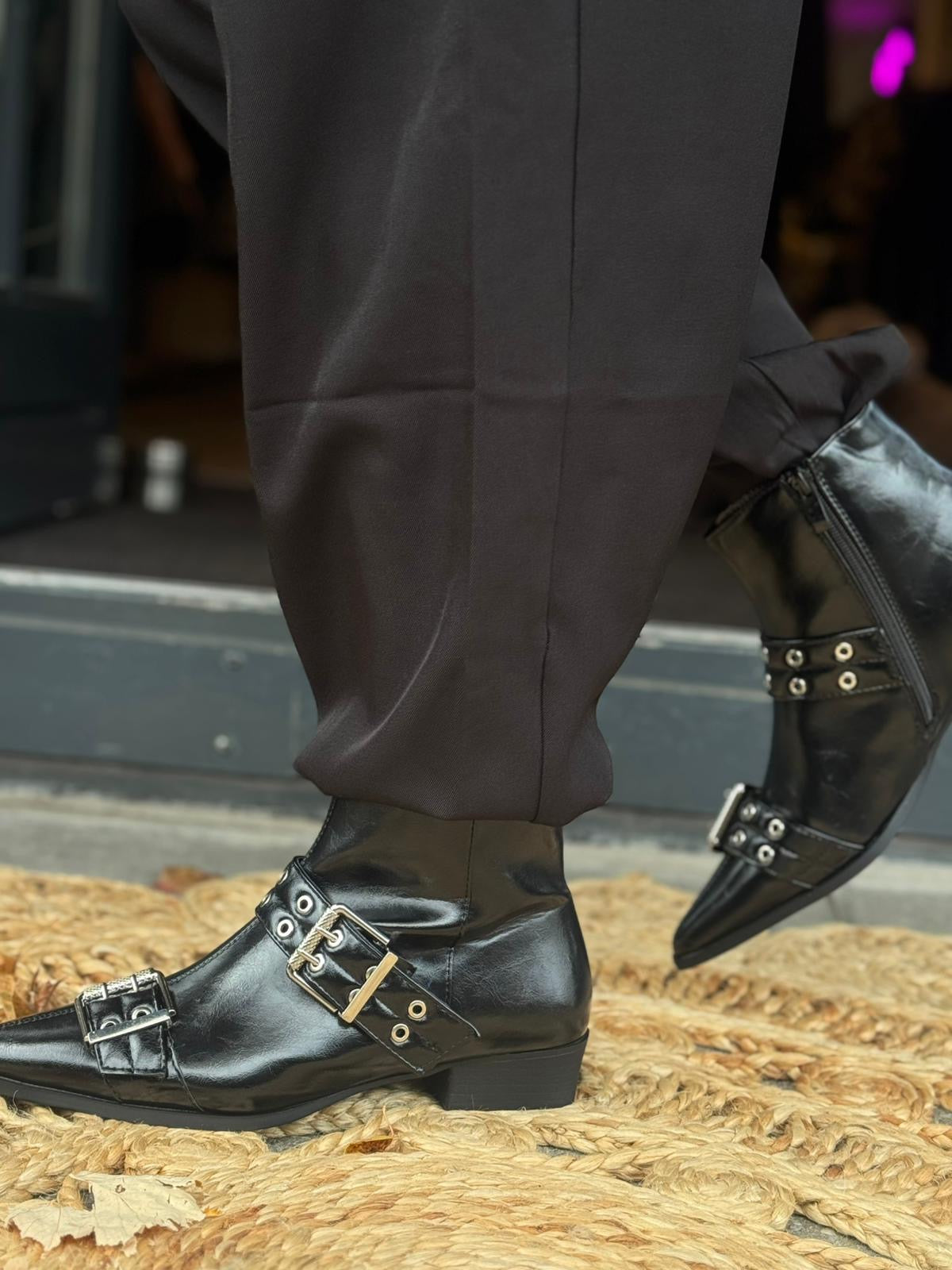 Laars Balien / Zwart