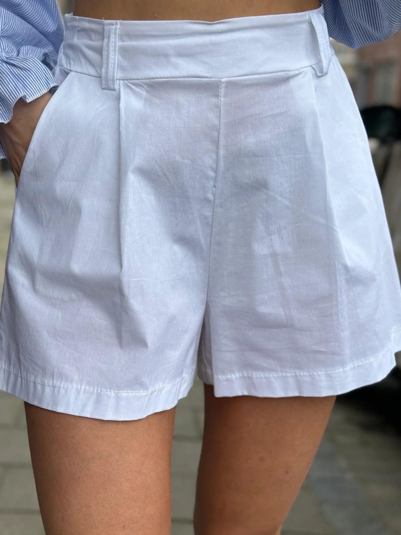 Short White
