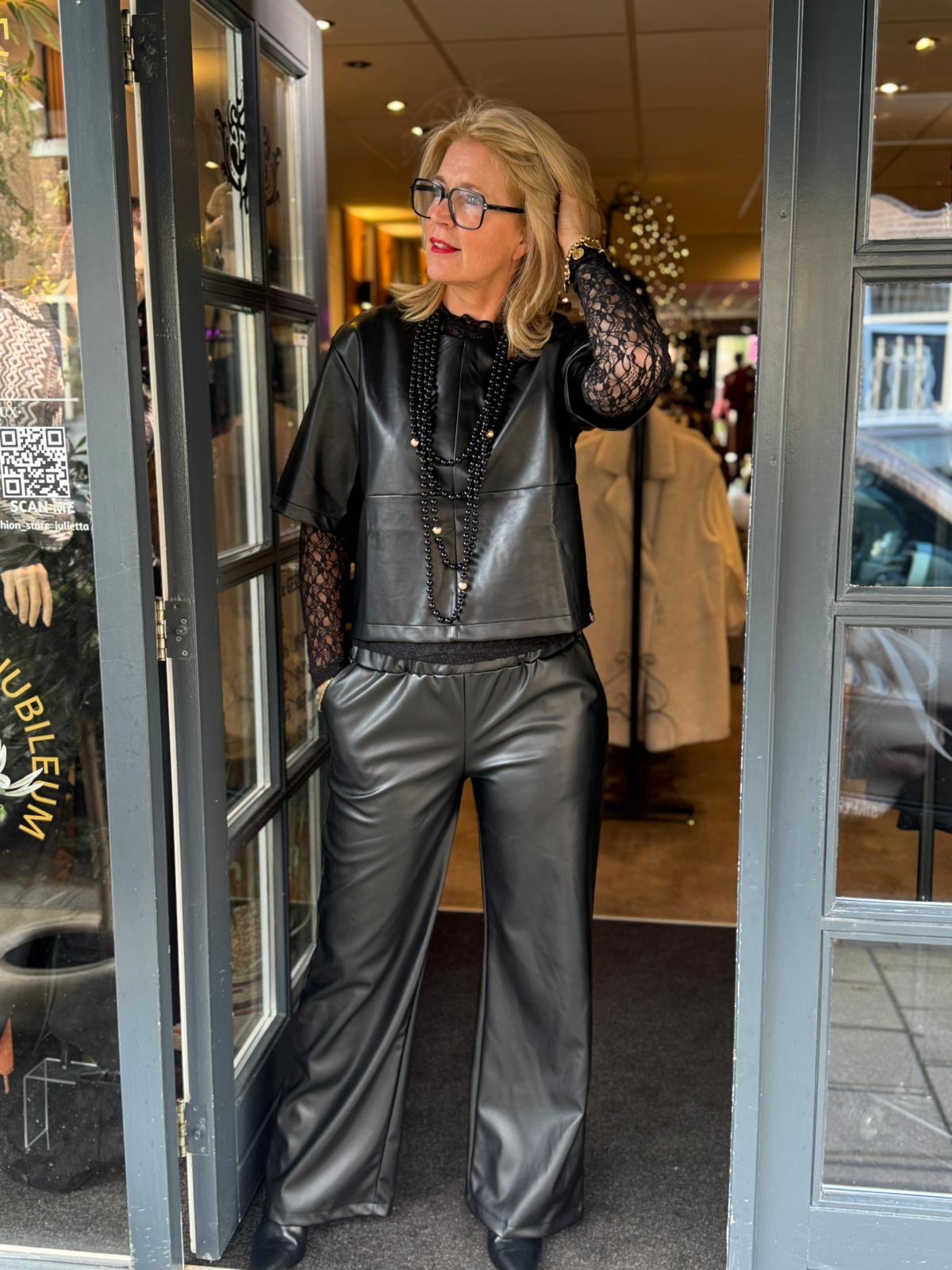 Broek Flo / vegan leather