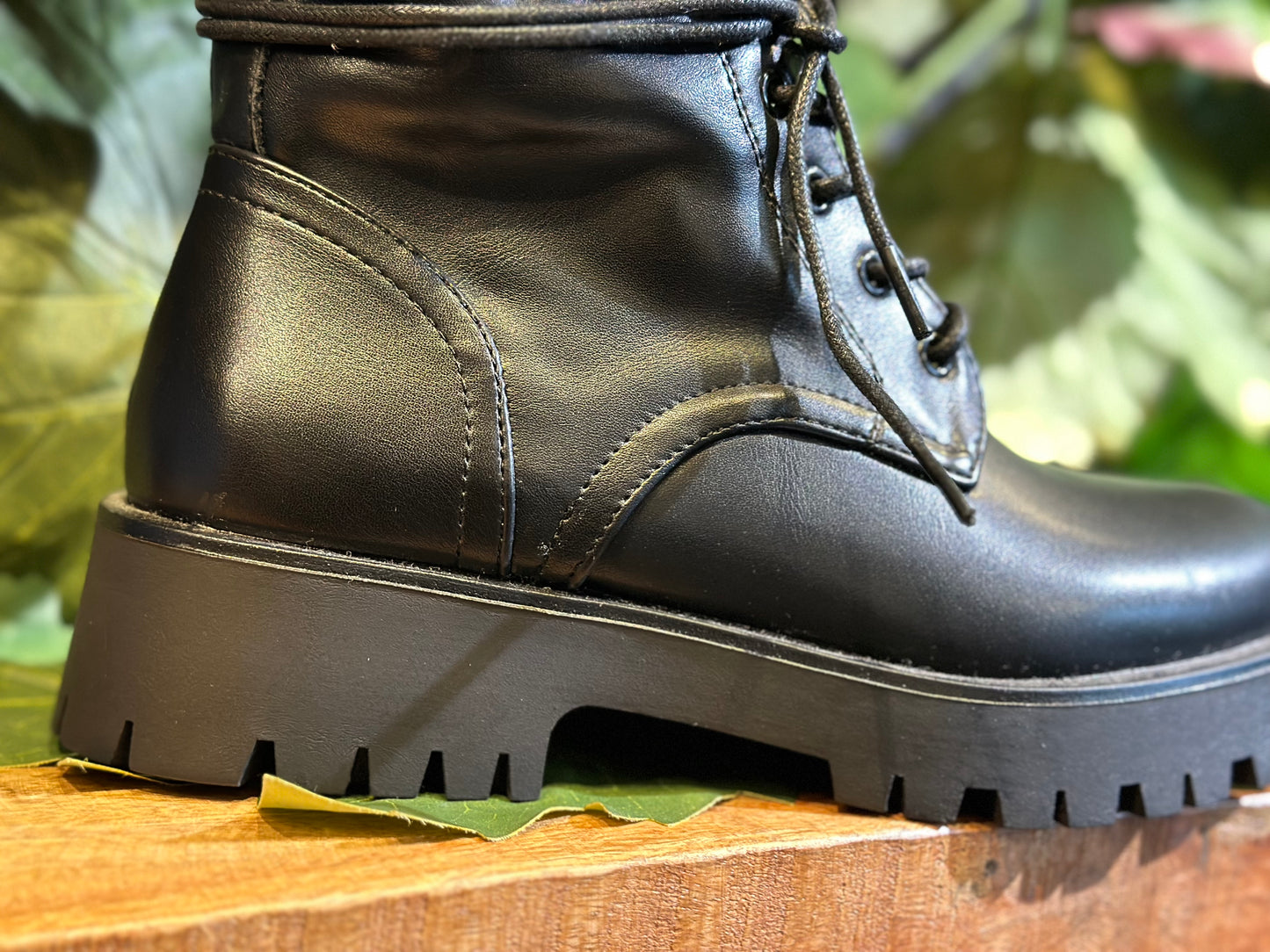 Dr Martens Boots | Black