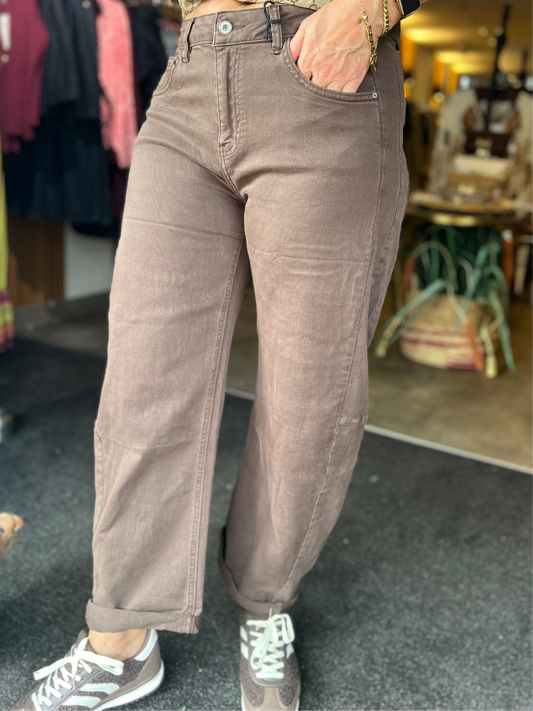 Barrel Jeans/ Bruin