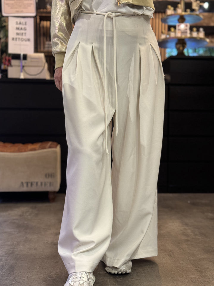 Extra Wide Leg | Off White