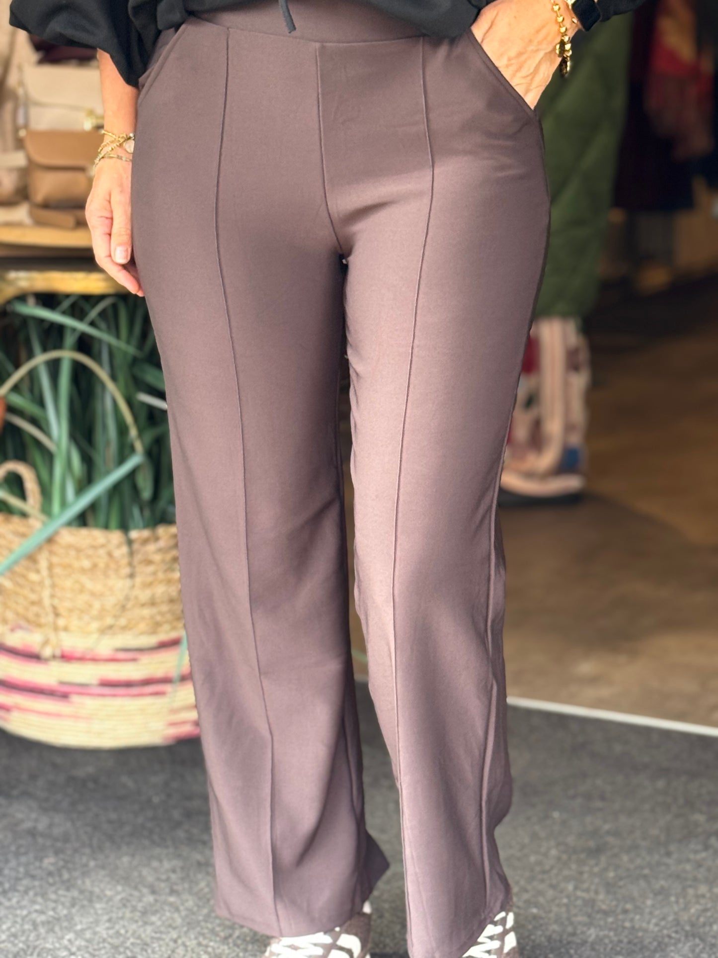 Broek Chic Comfort/ Bruin