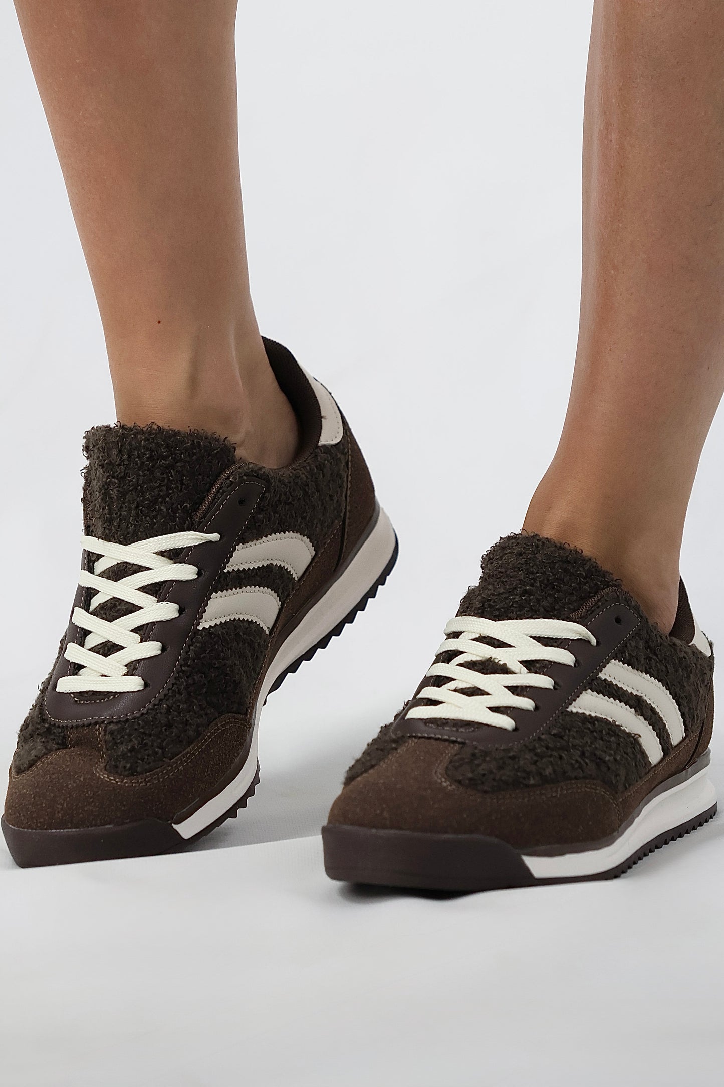 Sneakers | Cece