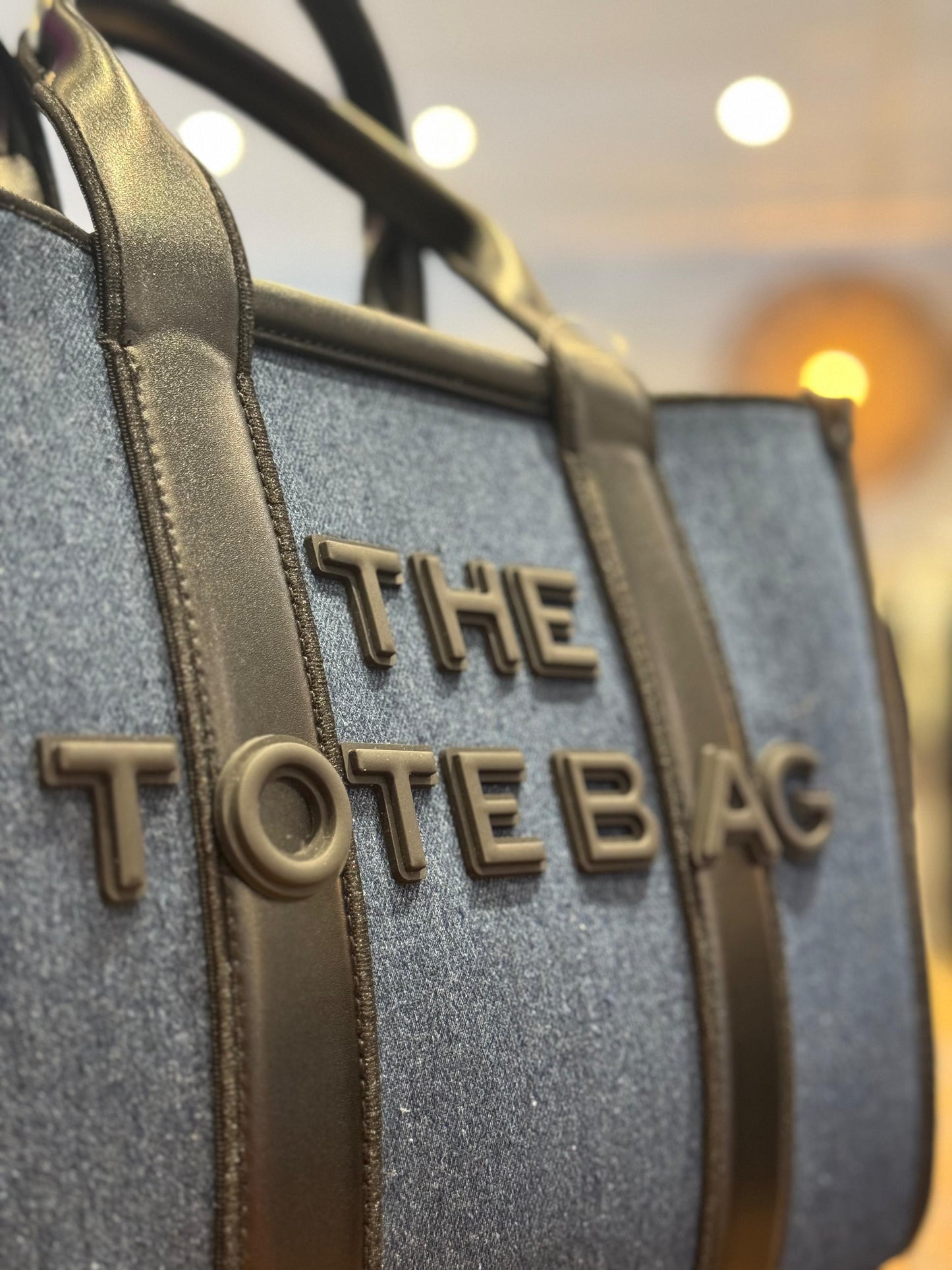 The Tote Bag / Jeans